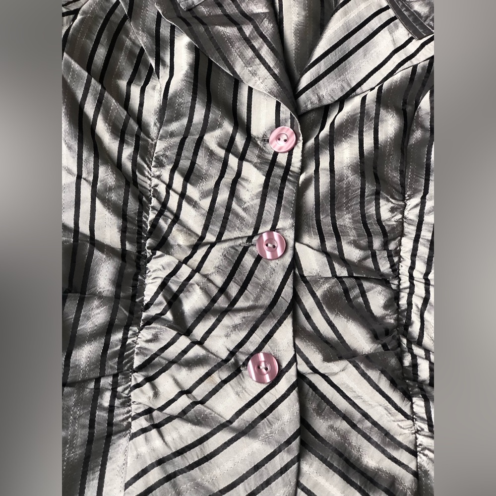 Puli Metallic Grey Striped Blouse - Picture 3 of 6